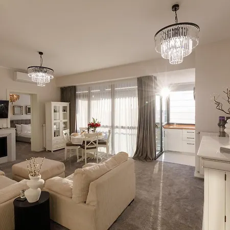 Apartment Luxury And Cozy With A Beautiful View Bucharest